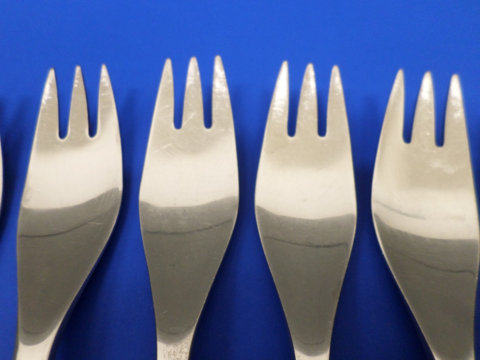 6 - Gense FOCUS Satin 18-8 Stainless SWEDEN Flatware 7 7/8" DINNER FORKS gallery