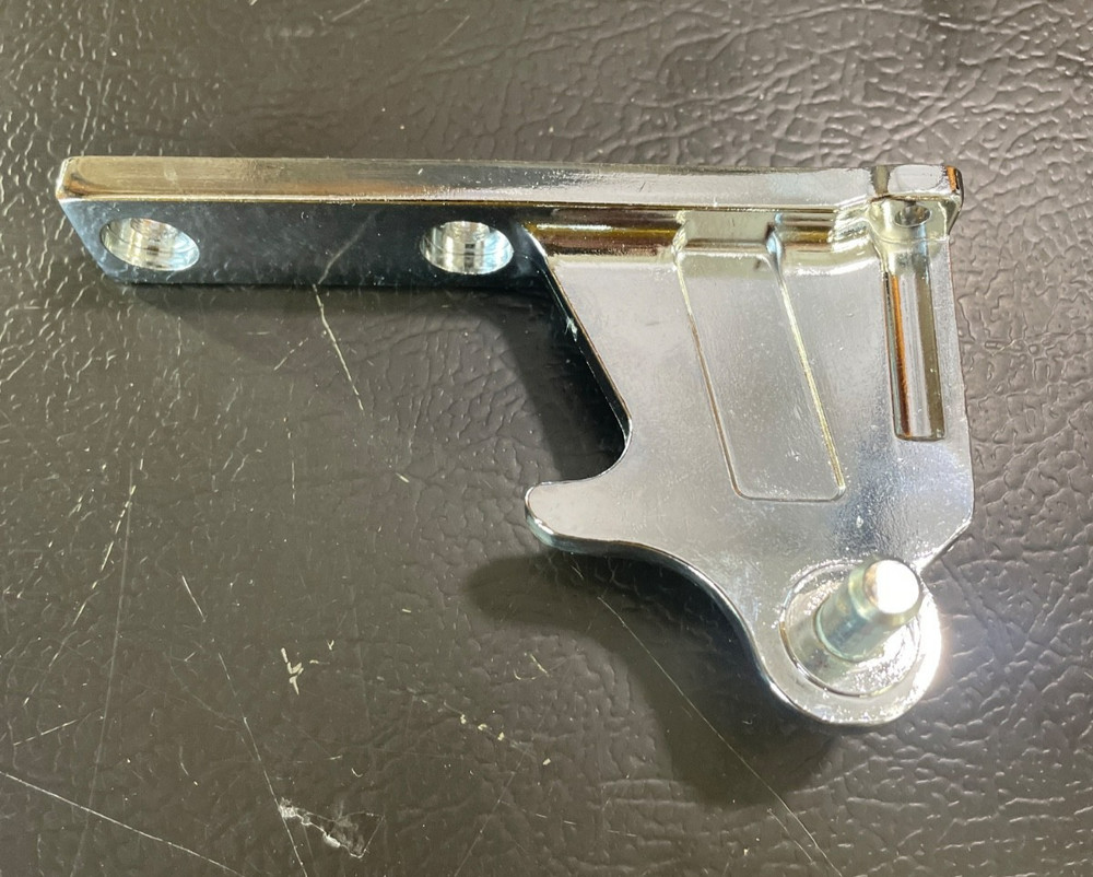 KitchenAid Refrigerator Center Hinge left hand, W11731965 OEM Part KRQC736RPS00