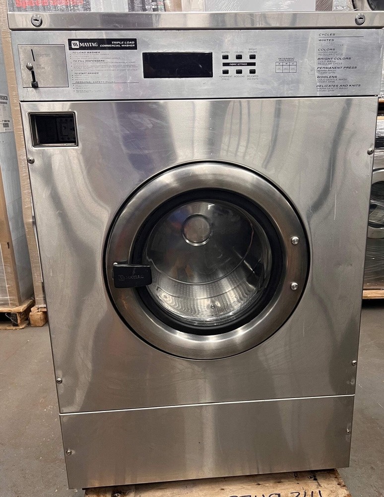 Maytag MFR35PDAVS Front Load Washer SS 35Lb 208-240V 60Hz 3Ph Coin Op [Used]