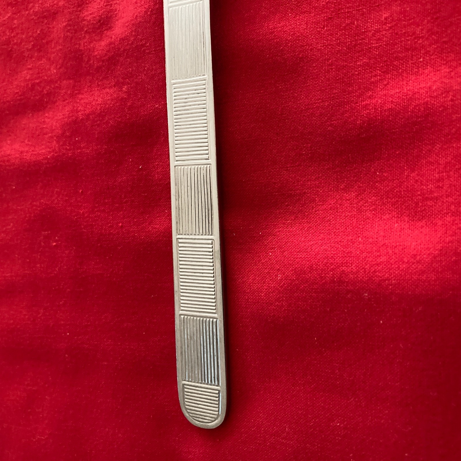 Libbey HORIZONTAL VERTICAL LINES Soup Spoon 7 5/8" Stainless Steel Flatware gallery