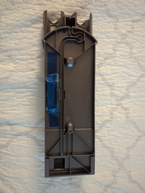 NEW GENUINE DYSON WALL MOUNT DOCKING STATION V8 V7 gallery