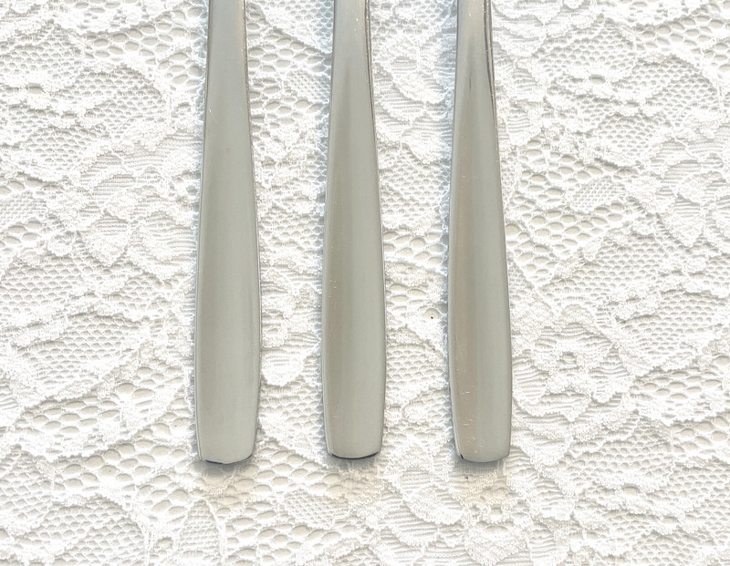 (3) Cambridge UNKNOWN PATTERN 8 1/8" Stainless Dinner Forks ~ FREE SHIPPING gallery