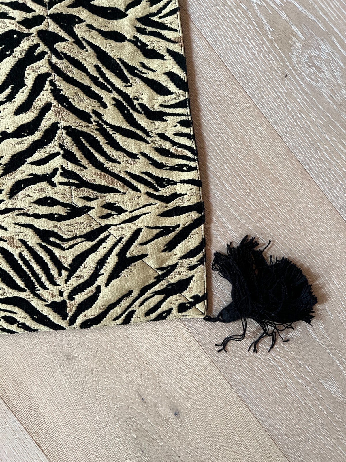 Animal Print Throw/Table Cover Lined with Fringes STUNNING gallery