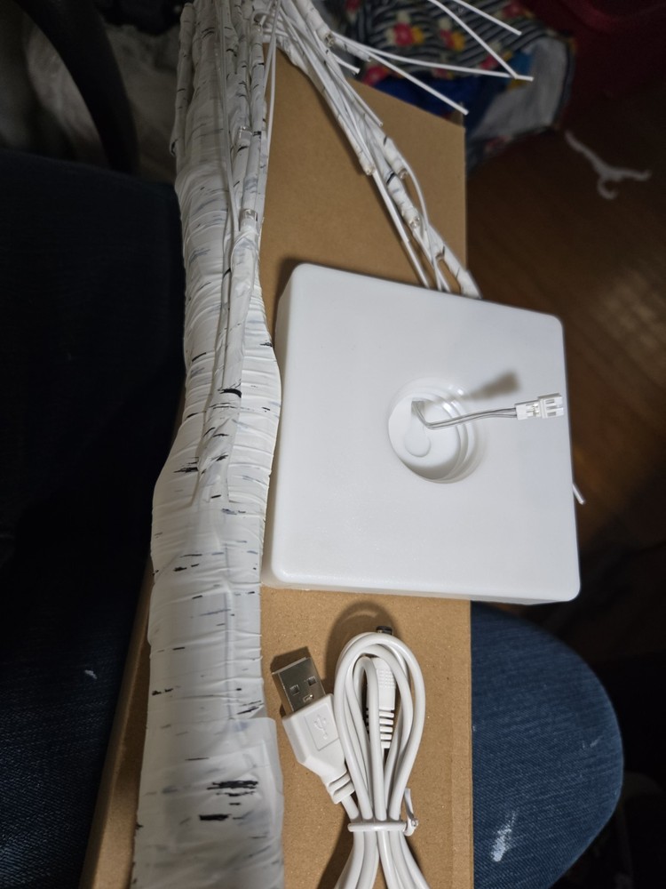 Lighted Birch Tree With Bendable Limbs