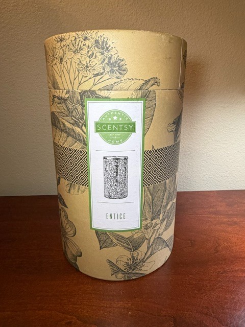 Retired Scentsy "Entice" Diffuser Shade Cover-Mosaic Glass - Shade Only - NEW gallery