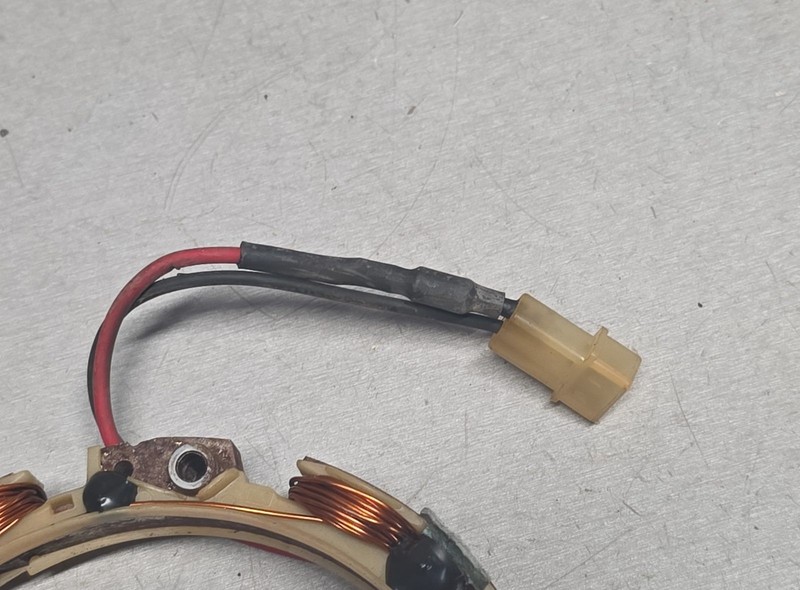Briggs & Stratton 31H7777 15.5HP Engine Alternator Stator Coil Dual Circuit gallery