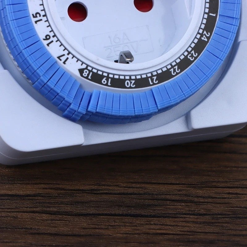 24Hours Timer Switch Plug in Mechanical Grounded Programmable Switch Socket gallery