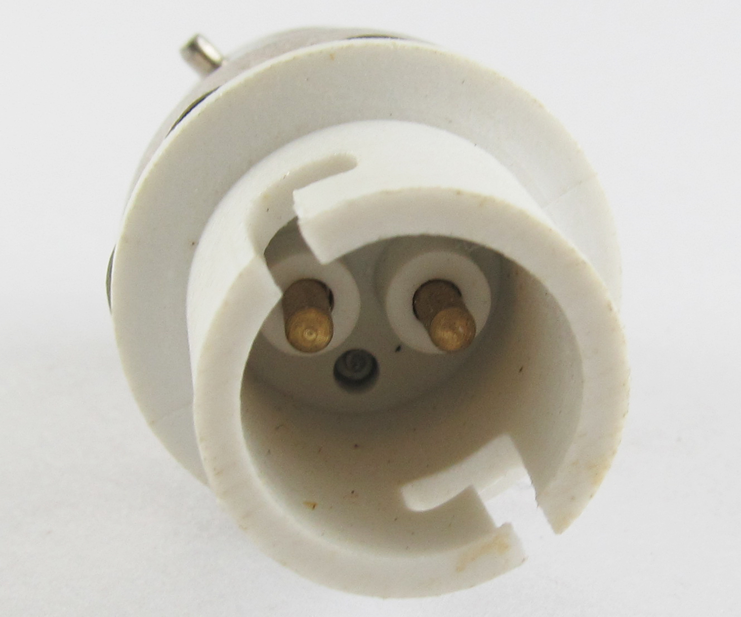 1pc B22 Male to BA15D Female Socket Base LED Halogen CFL Light Bulb Lamp Adapter gallery