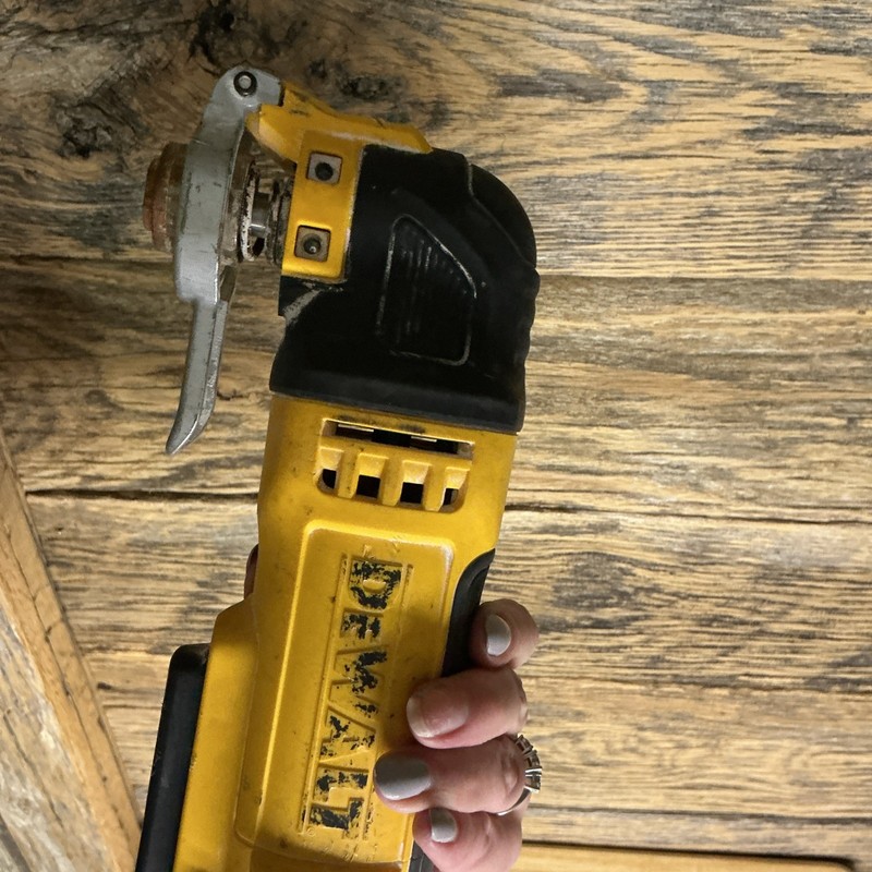 Dewalt DWE315 Type 2 Oscillating Multi-tool Type1 Corded Electric Pre-owned gallery
