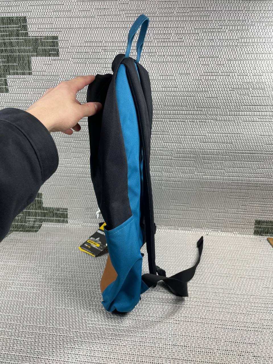 Mountainsmith Backpack Trippin Pack Black Pockets Adjustable Shoulder Camping 2