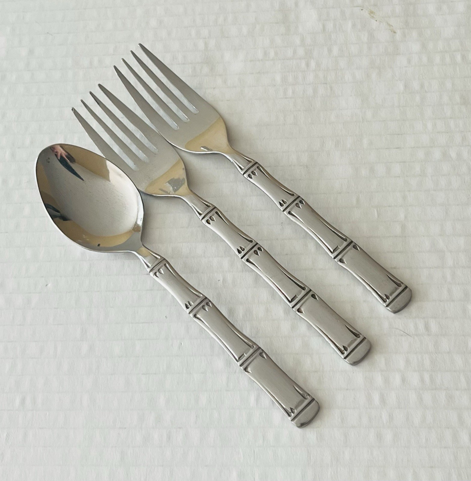 Oneida Stainless Sumatra Teaspoon & 2 Salad Forks Glossy Bamboo Northland gallery