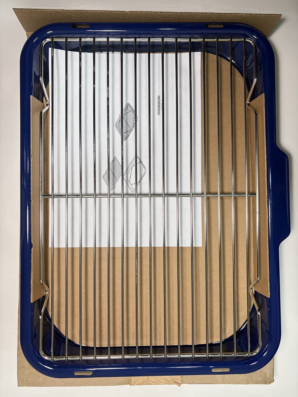 Wolf 18" Blue Enamel Premier Professional Broiler Pan | Original Wolf Accessory gallery