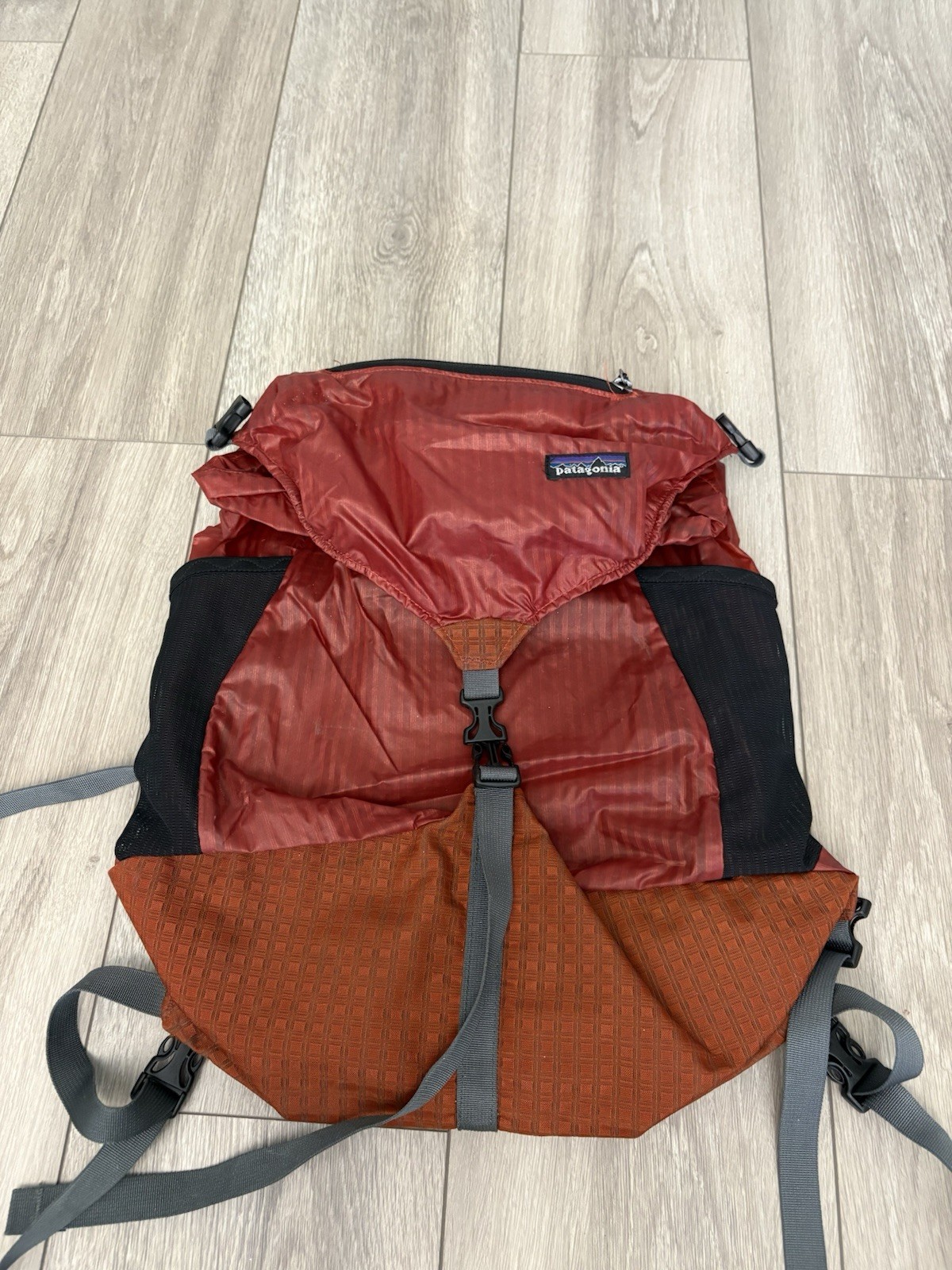 Patagonia Orange lightweight Travel Pack Rucksacks Backpack 2