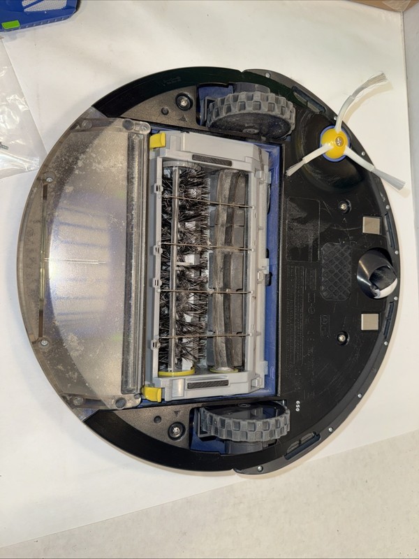iRobot Roomba Max 705 Robot Vacuum - not complete gallery