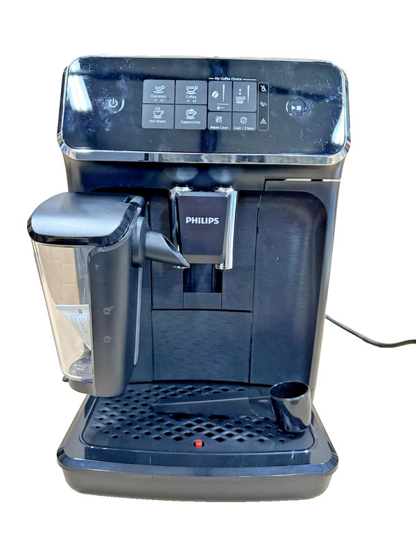 Philips 2200 Series Fully Automatic Espresso Machine, LatteGo Milk Frother, 3 gallery