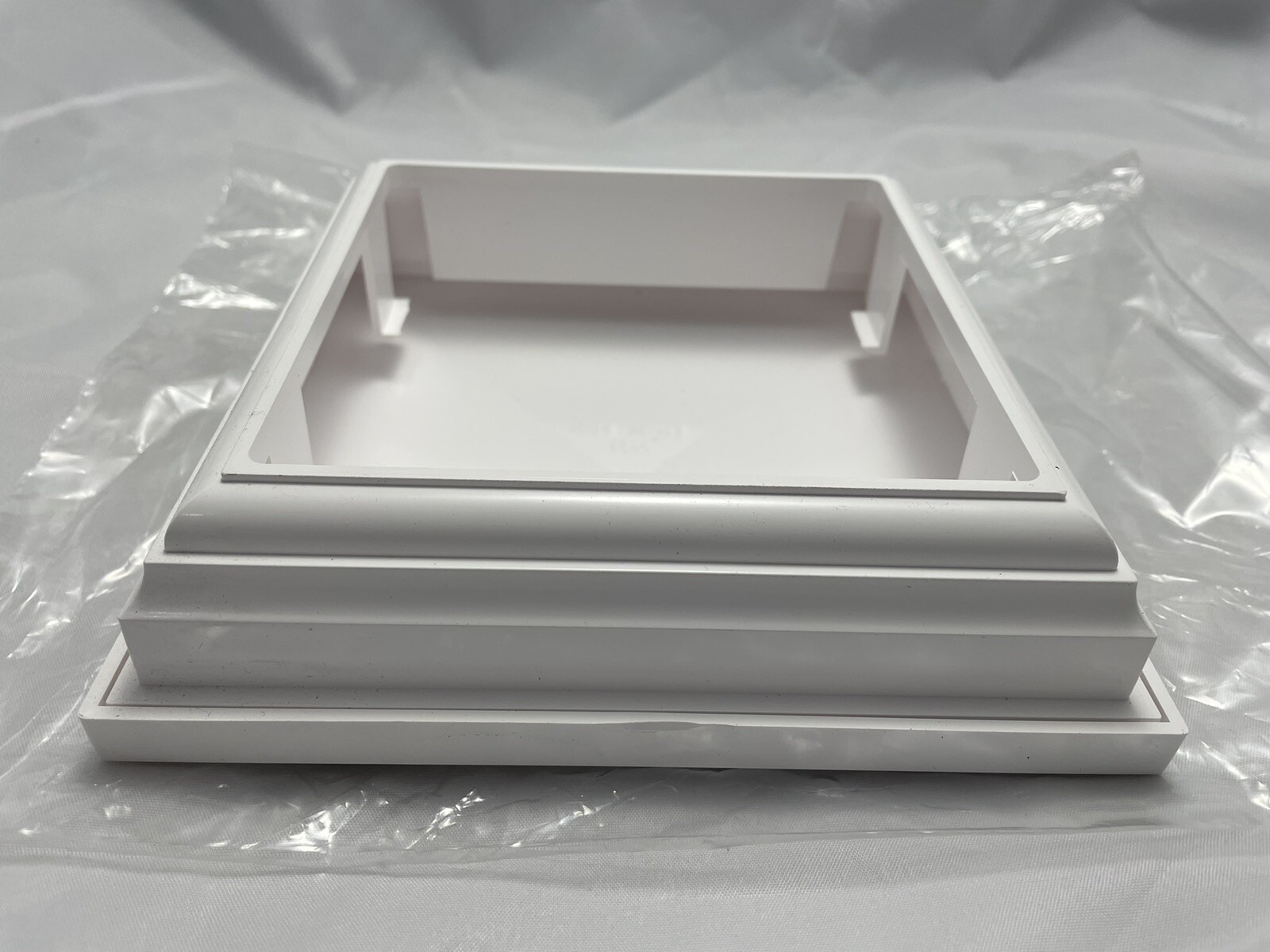 5"x 5" New England White Vinyl Post Cap (Single Pack) gallery