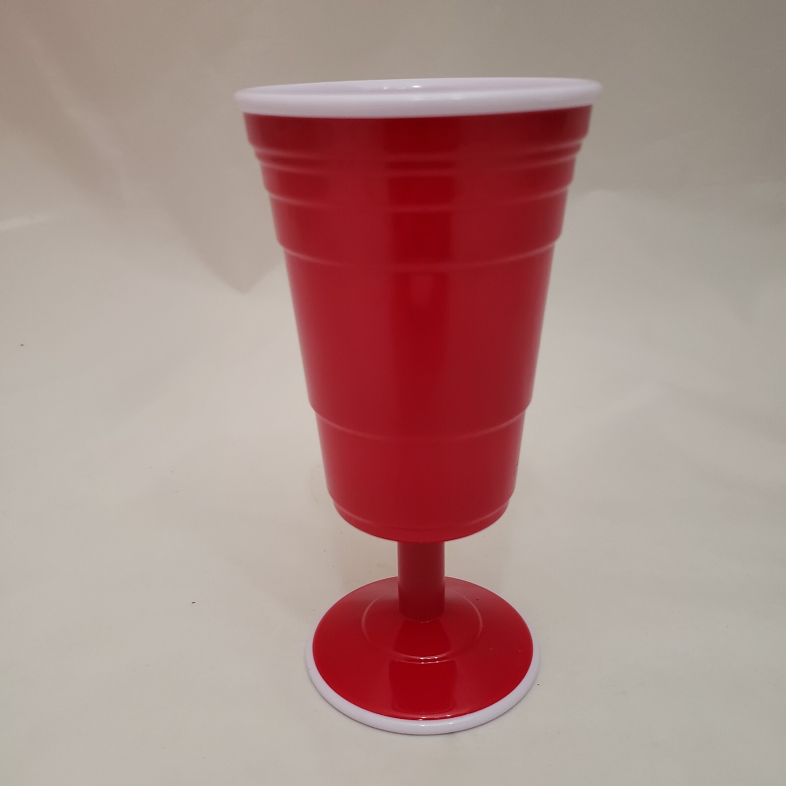 Red Cup Living Reusable Wine Cup, 8-Ounce, Stemware Footed EUC gallery