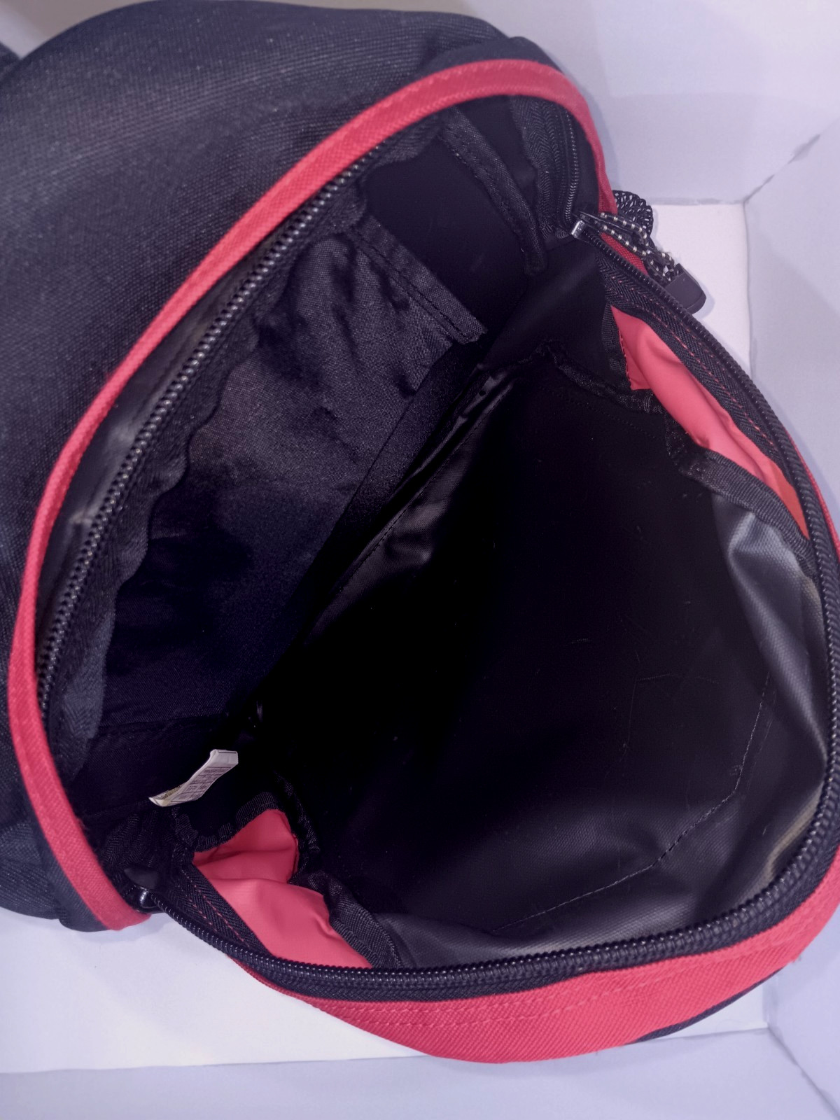 Eastrun Red and Black Backpack 5
