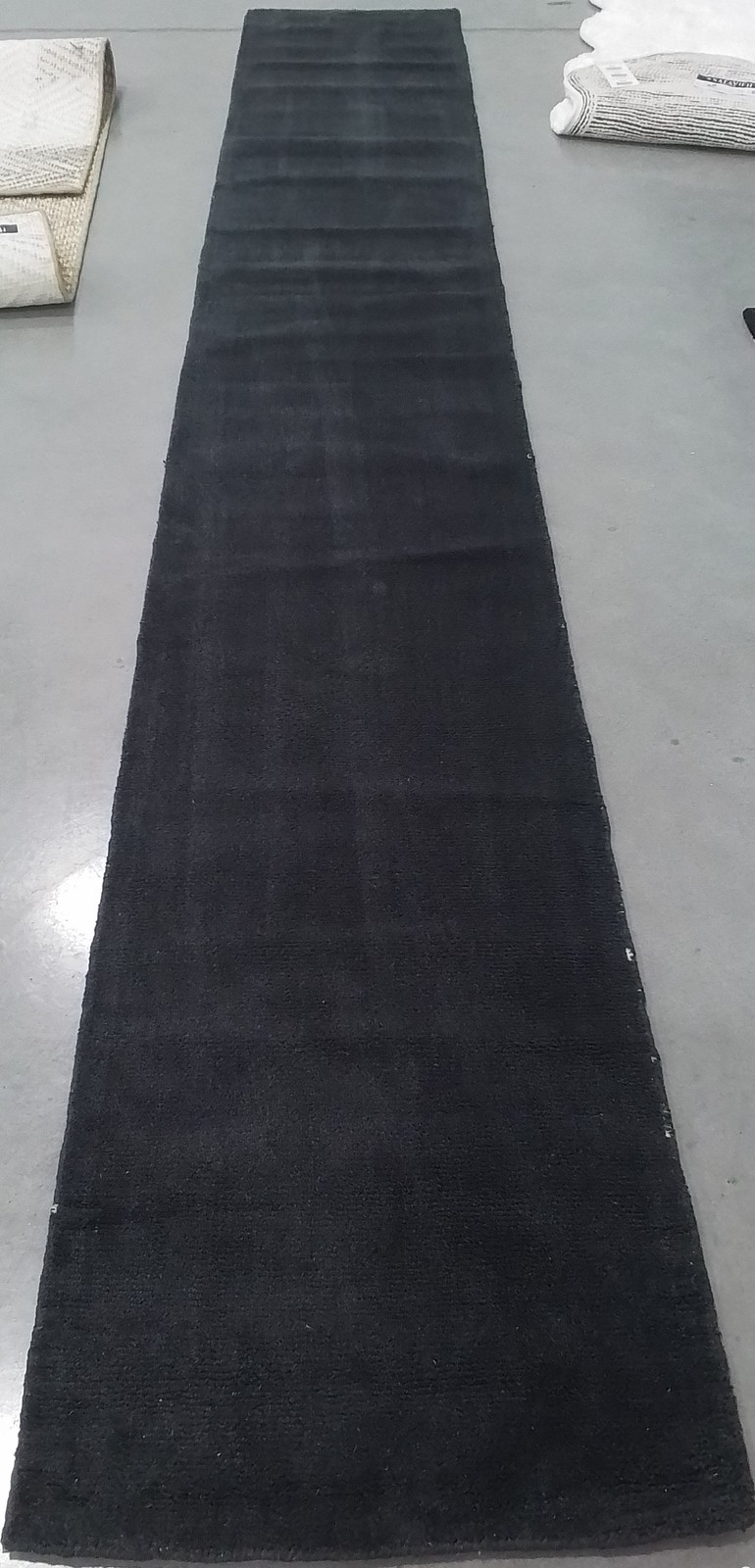 BLACK 2'-3" x 14'-0" Flaw in Rug, Reduced Price 1172795631 HIM610C-214 gallery