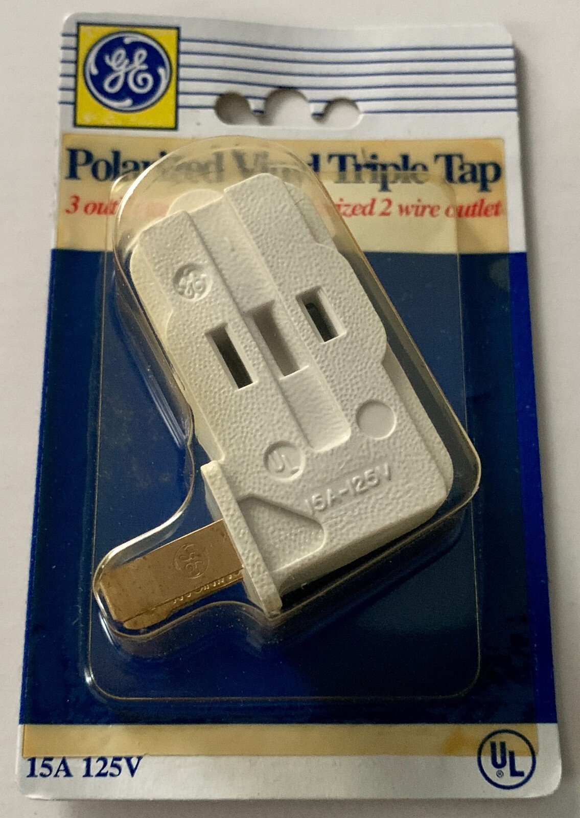GE White Polarized 3-Outlet Vinyl Triple Tap Adapter 15A 125V Max 1875W 1736-71D gallery