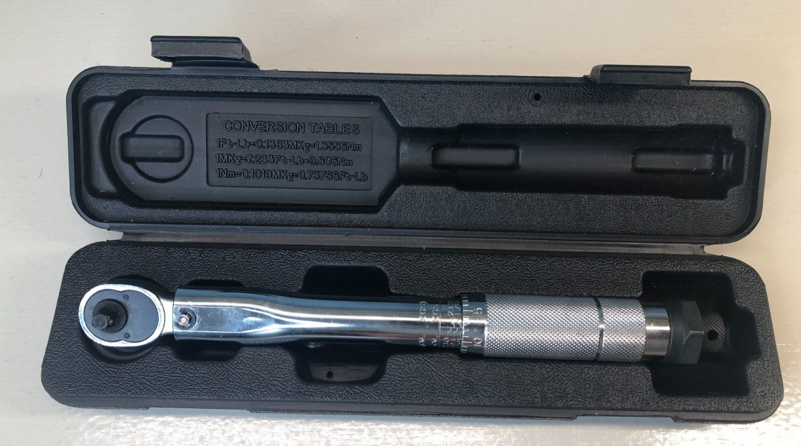 Cal-Hawk 1/4" drive Torque Wrench Micrometer Click Type 20-200 Pounds Little Use gallery
