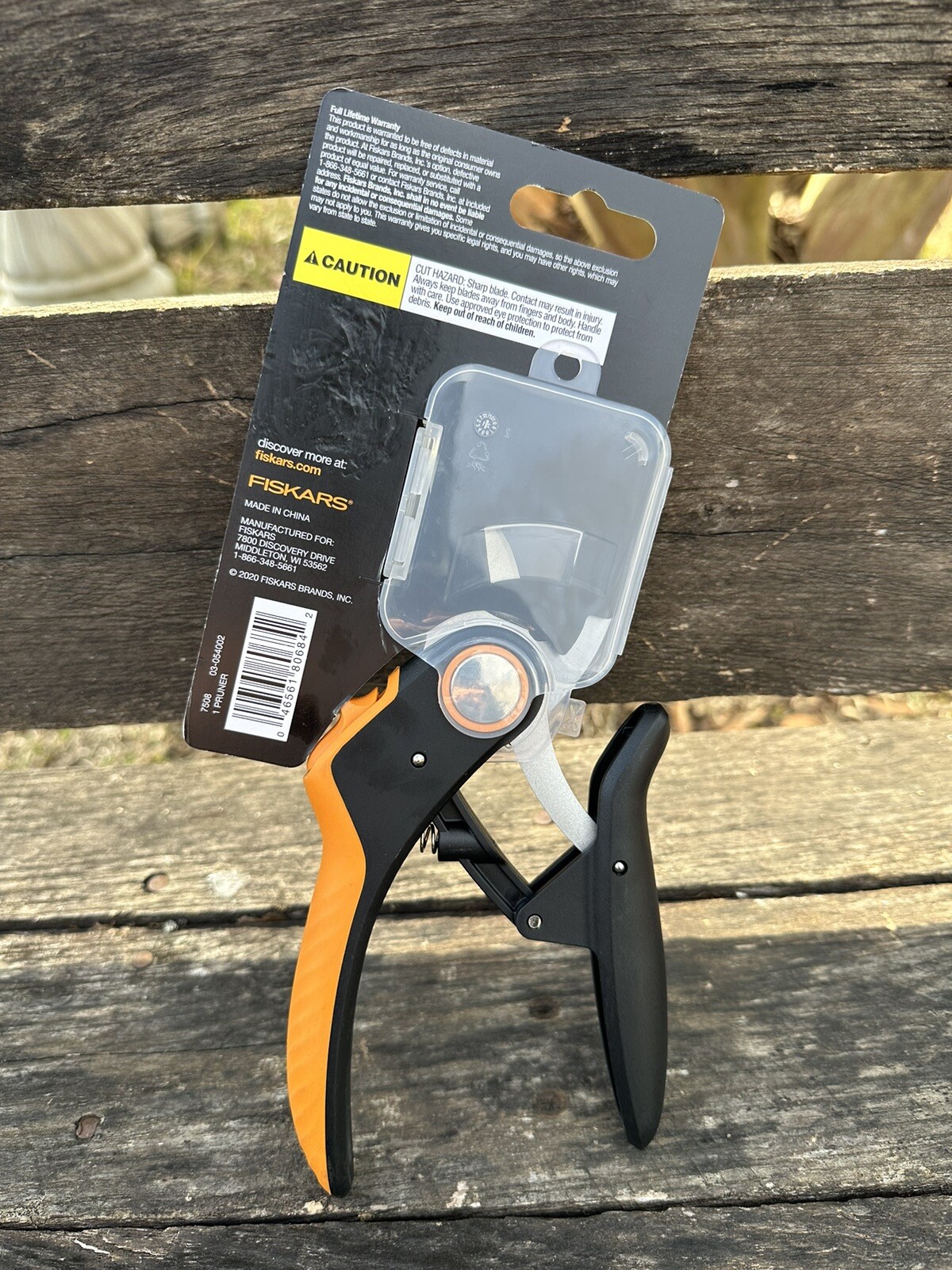 Fiskars Plus Power-Lever Pruner, 1 Piece, Orange and Black P721 gallery