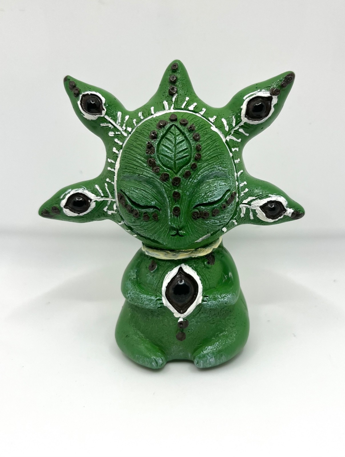 Green Fantasy Garden Resin Alien Meditation Figure 4" Leaf Third Eye & 5 Horns gallery