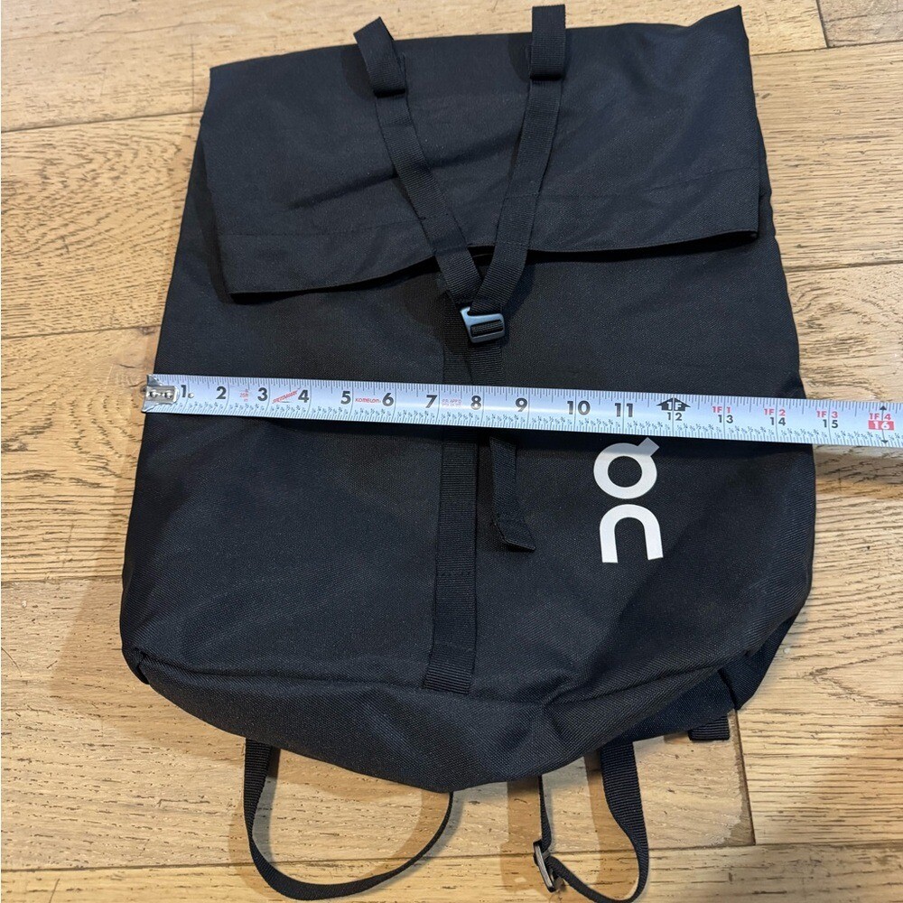 On Running Athletic Ambassador Black Backpack Bag Pack 4