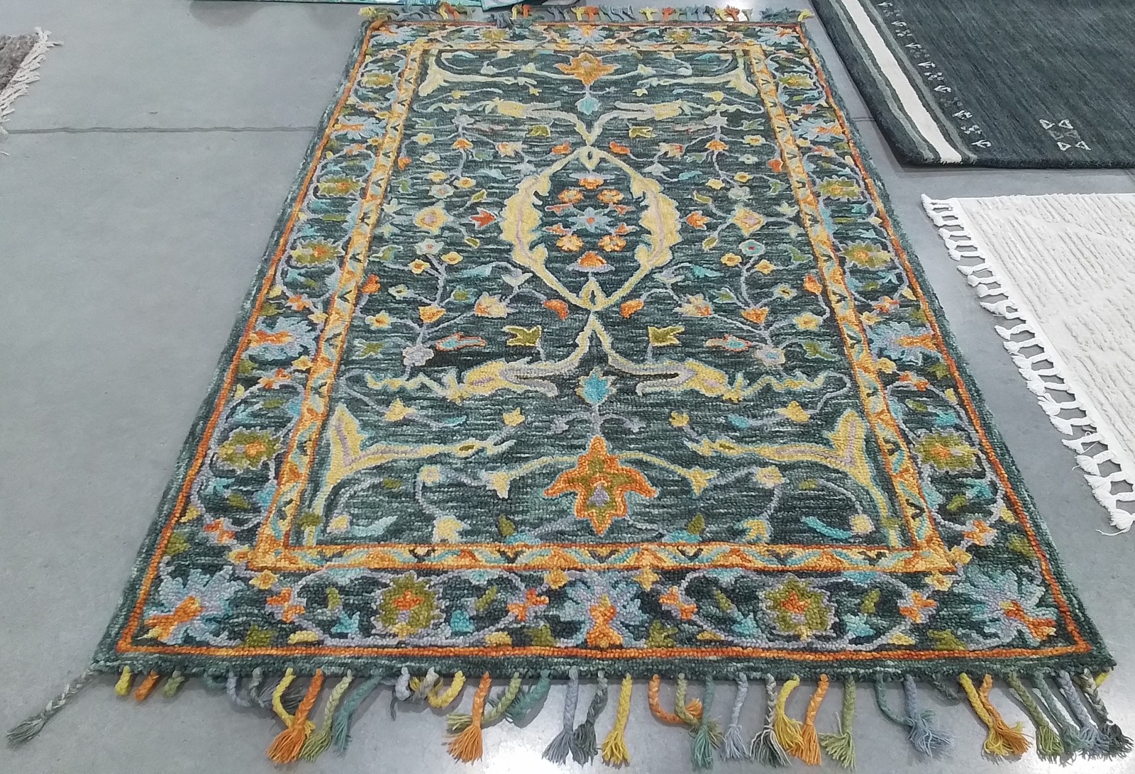 OLIVE / RUST 5'-0" x 8'-0" Flaw in Rug, Reduced Price 1172791411 APN116X-5 gallery