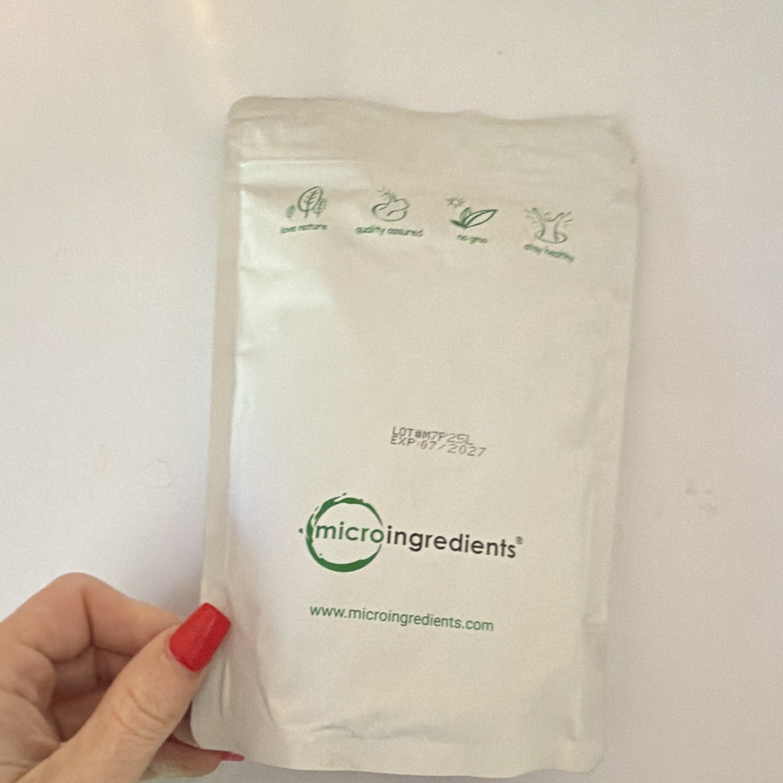 Micro Ingredients Organic Freeze-Dried GMO Free Pineapple Powder 8 oz (227g) gallery