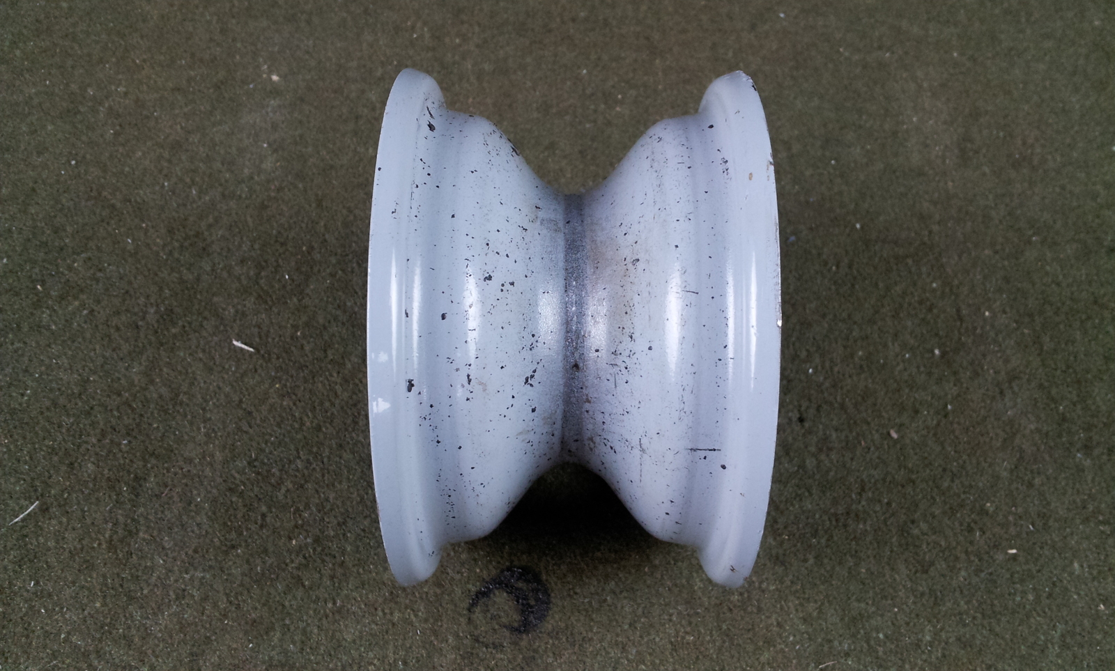 4" x 2.5" Single Piece Rim 5/8"Hub Bore with 1/2" Bore Insert gallery
