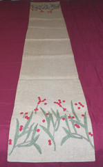 Christmas Table Runner Burlap w/Sparkle Threads Stems & Berries Lined 70″ x 14″