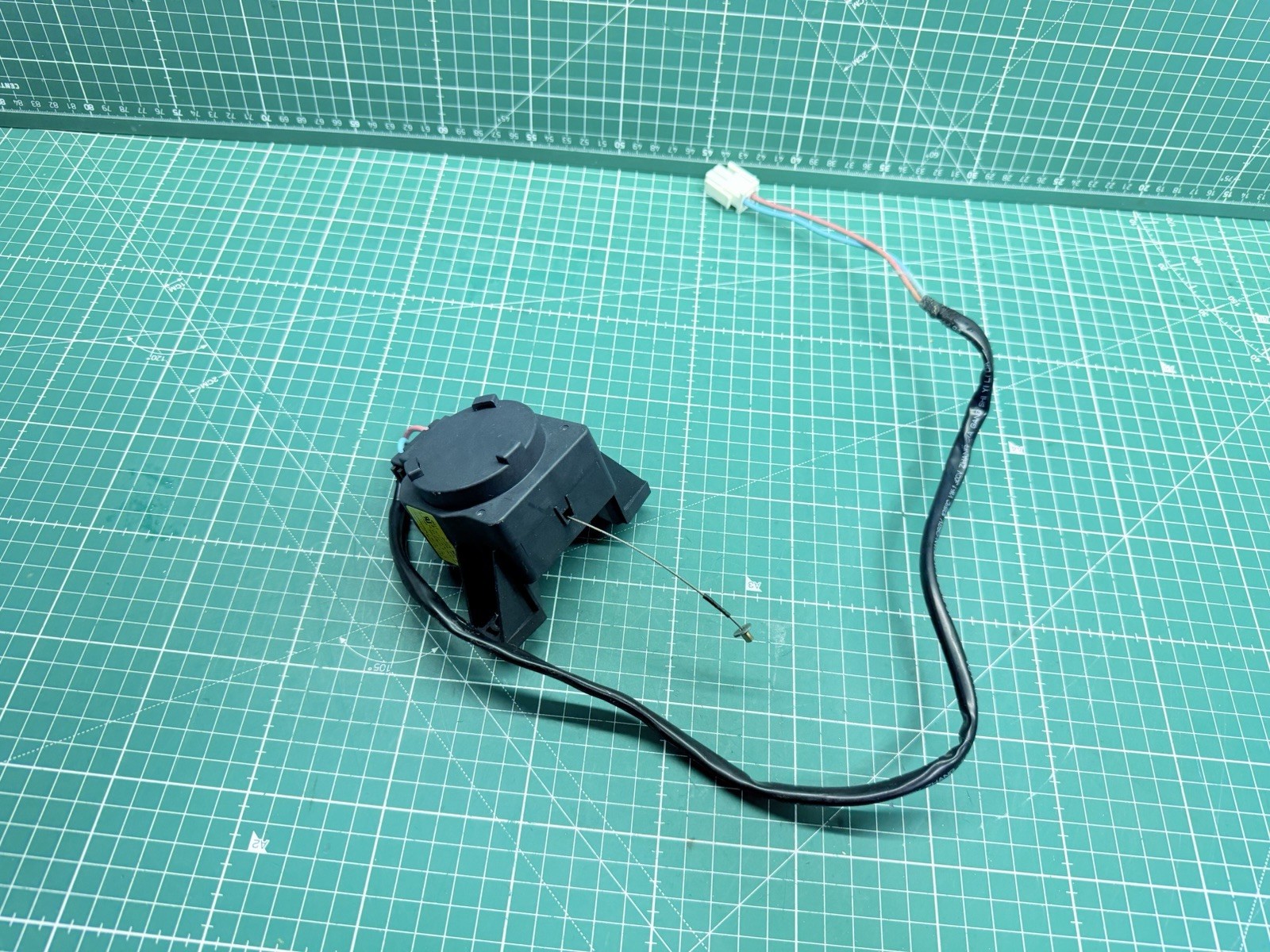 Frigidaire Insignia Washer Shift Actuator Retractor P# 5304511361 17438000000343 gallery