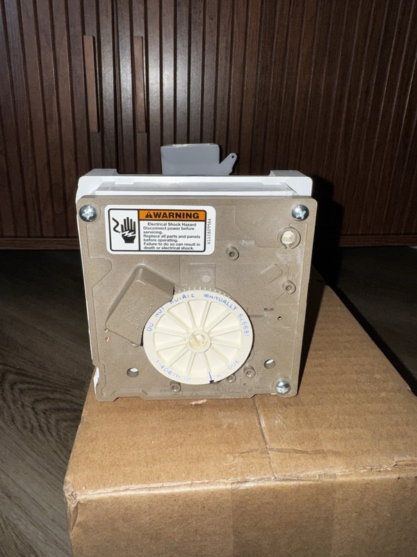 OEM WHIRLPOOL Ice Maker gallery