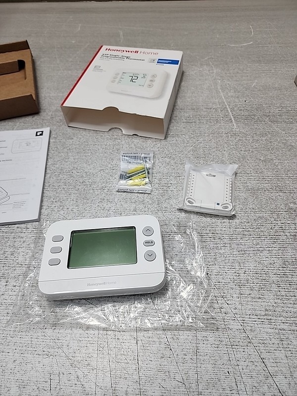 Honeywell HomeX2P Programmable Thermostat, Single-Stage, 1-Heat/1-Cool, 5-2 Day gallery