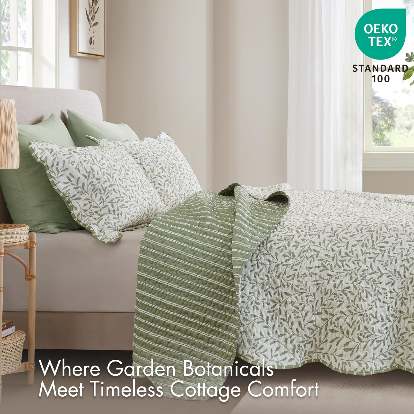 Quilt Set 3 Piece Reversible Botanical Print Scalloped Queen Market Green Park gallery