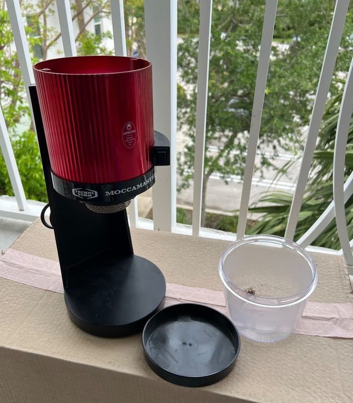 Technivorm Moccamaster KM4 TT Coffee Bean Grinder 14oz Red Finish gallery