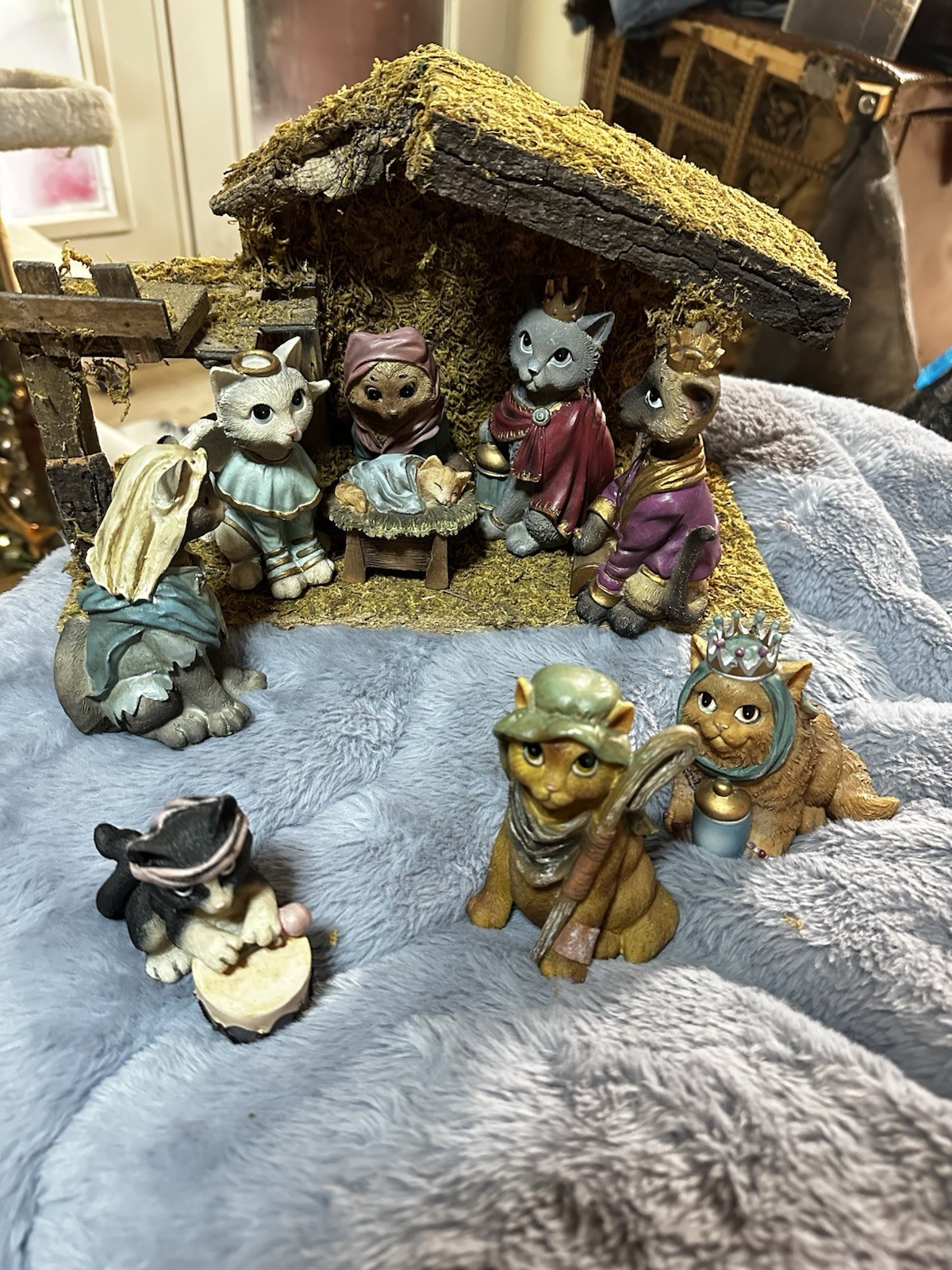 Cat Nativity Set - 9 piece gallery