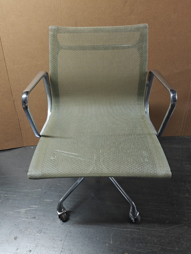2007 Eames Herman Miller Low Back Management Aluminum Group Desk Chair Gold Mesh