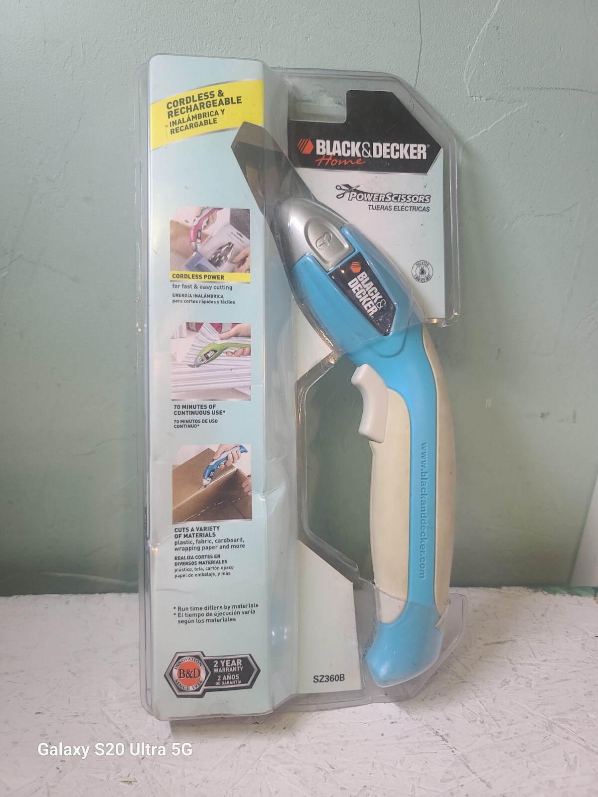 NEW BLACK & DECKER POWER-SCISSORS SZ360B CORDLESS & RECHARGEABLE 70-MIN OF USE gallery