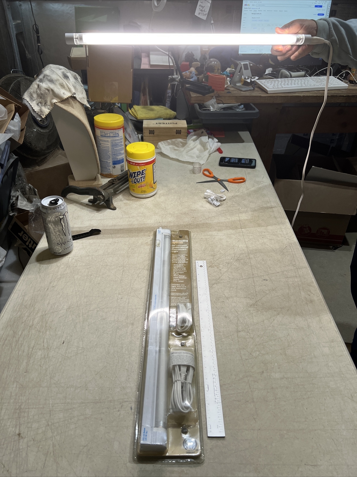 Intertek 24" Linkable Undercabinet Flourescent Light 3080264 gallery