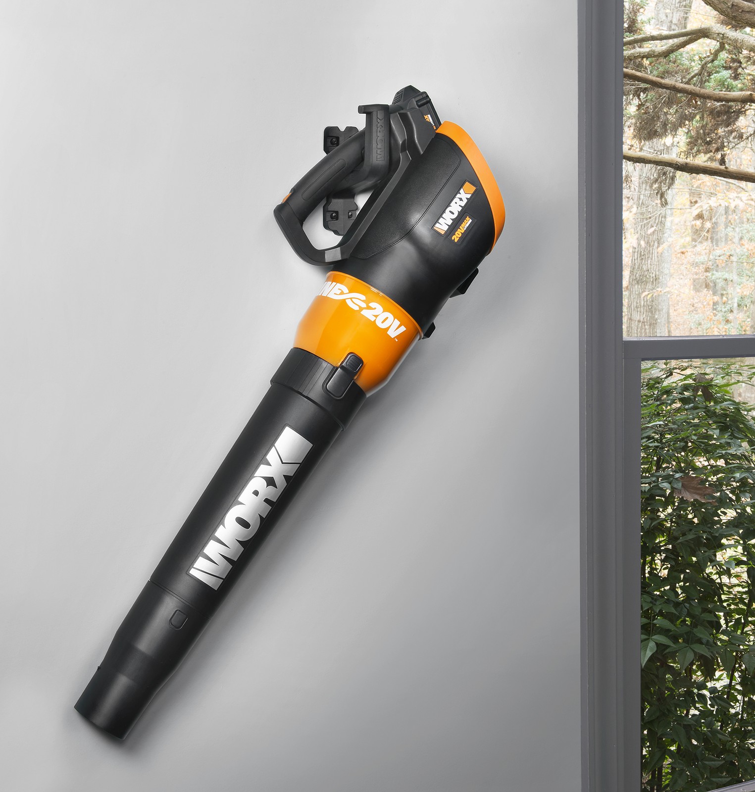 WORX WA0138 Wall Mount Tool Holder with (4) Screws for Garage Storage gallery