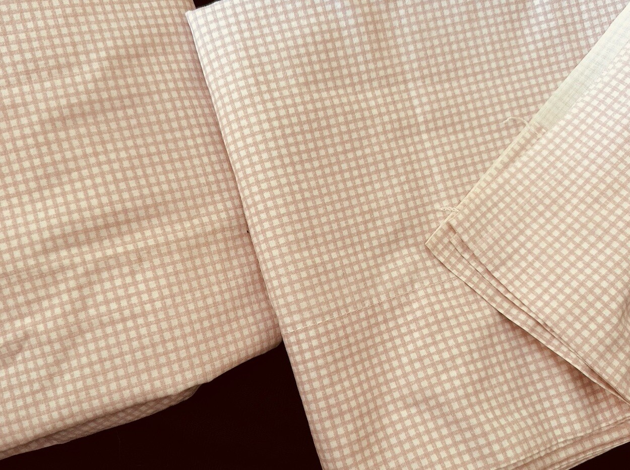 WAMSUTTA PINK & WHITE GINGHAM (2PC) TWIN SHEET SET POLY COTTON BLEND U.S.A. gallery