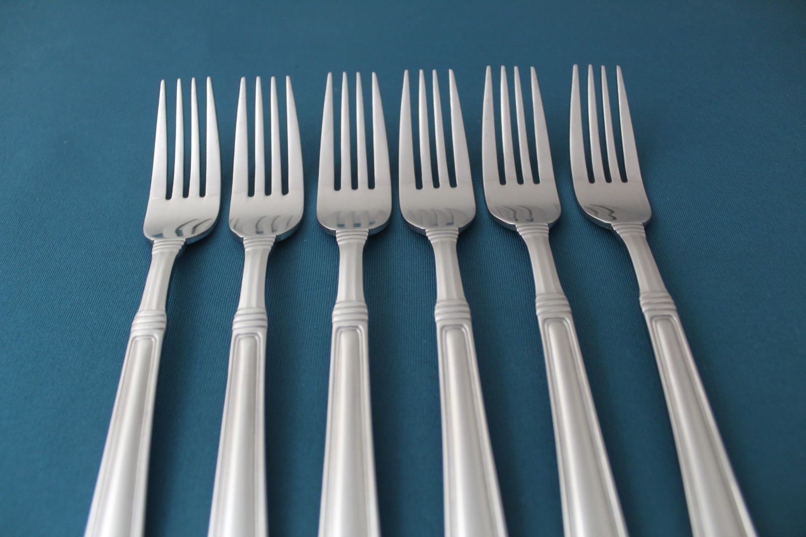 Pfaltzgraff PROVIDENCE GLOSSY Dinner Forks (Set of 6) China Stainless 7 1/2" gallery