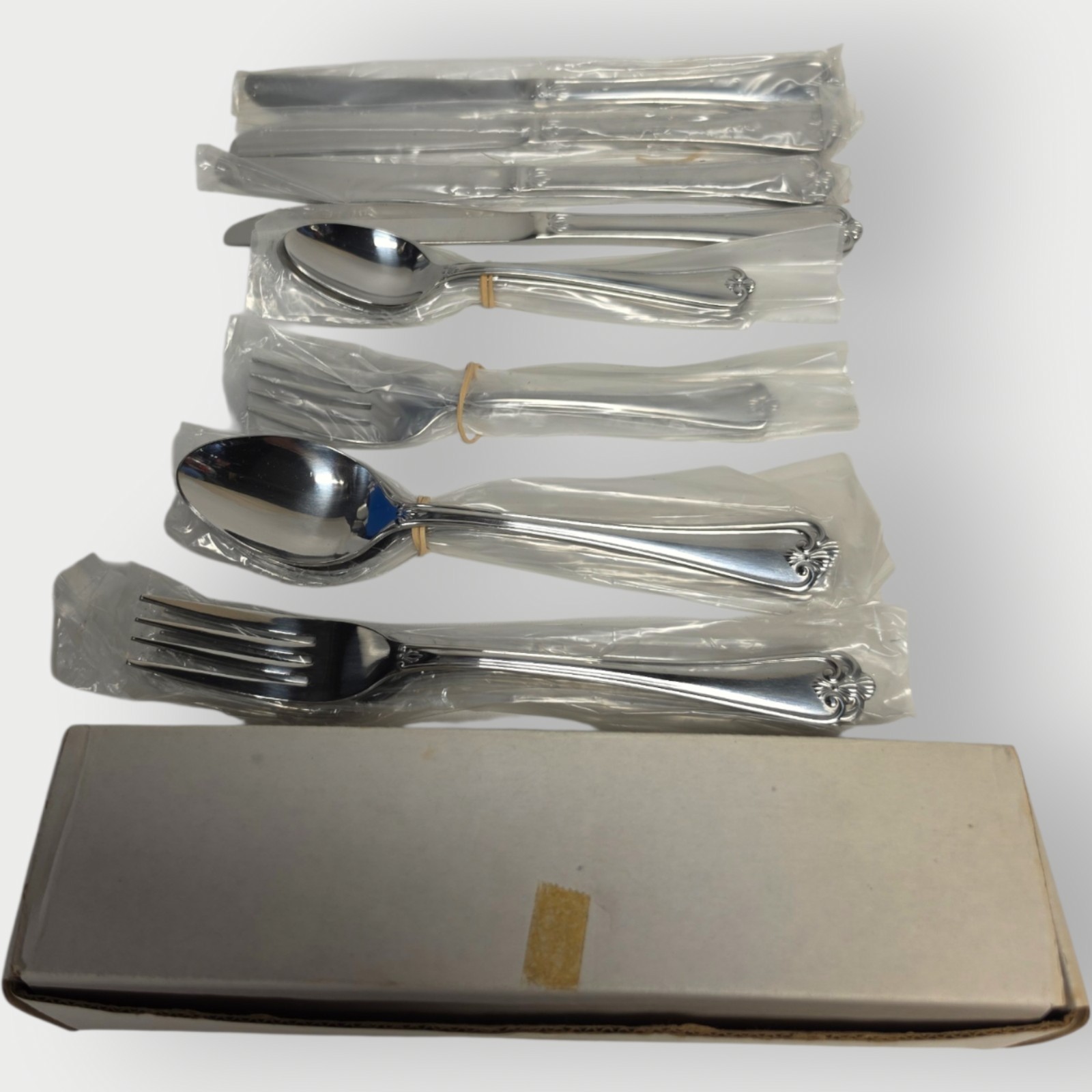 International Stainless Flatware CANFIELD - 20 Pieces Fork Spoon Knife Indonesia gallery