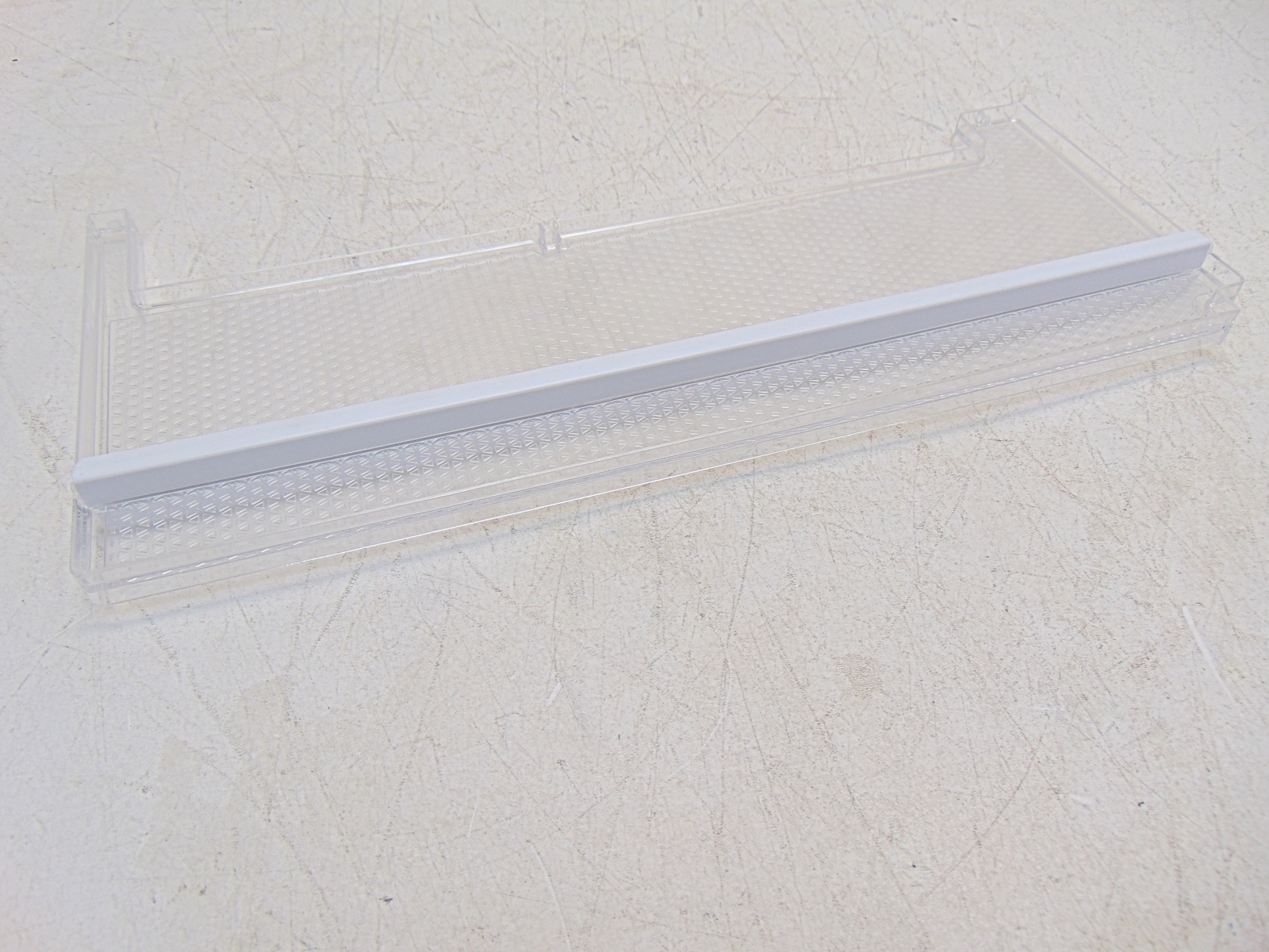 Frigidaire Refrigerator FRFS2823AS3 Center Crisper Support gallery