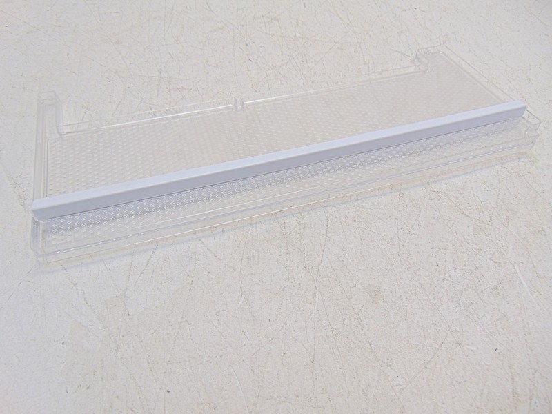 Frigidaire Refrigerator FRFS2823AS3 Center Crisper Support gallery