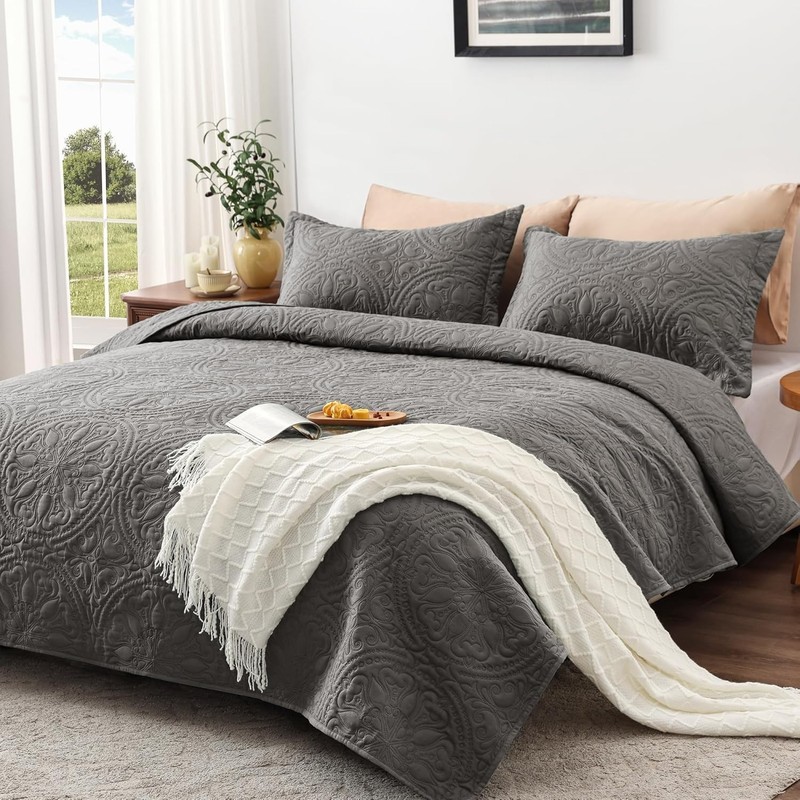 Full/Queen Size Quilt Set with Unique Mandala Pattern and Soft Polyester Fabric gallery