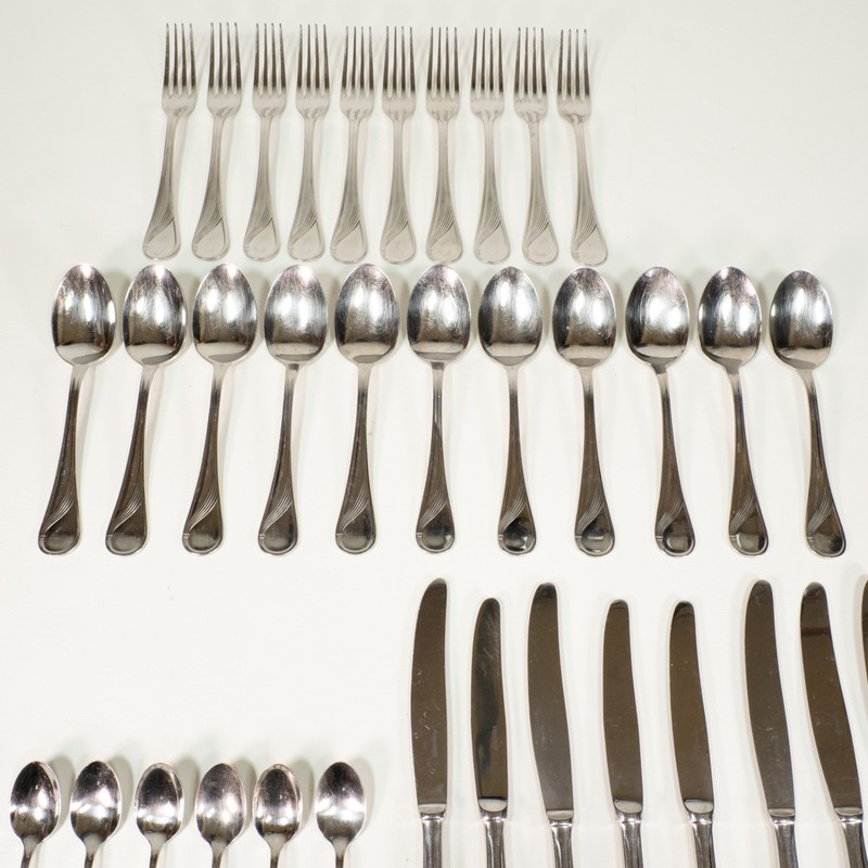 Mafil Vanstahl Unknown Pattern Stainless Steel Flatware Set of 35 Portugal gallery