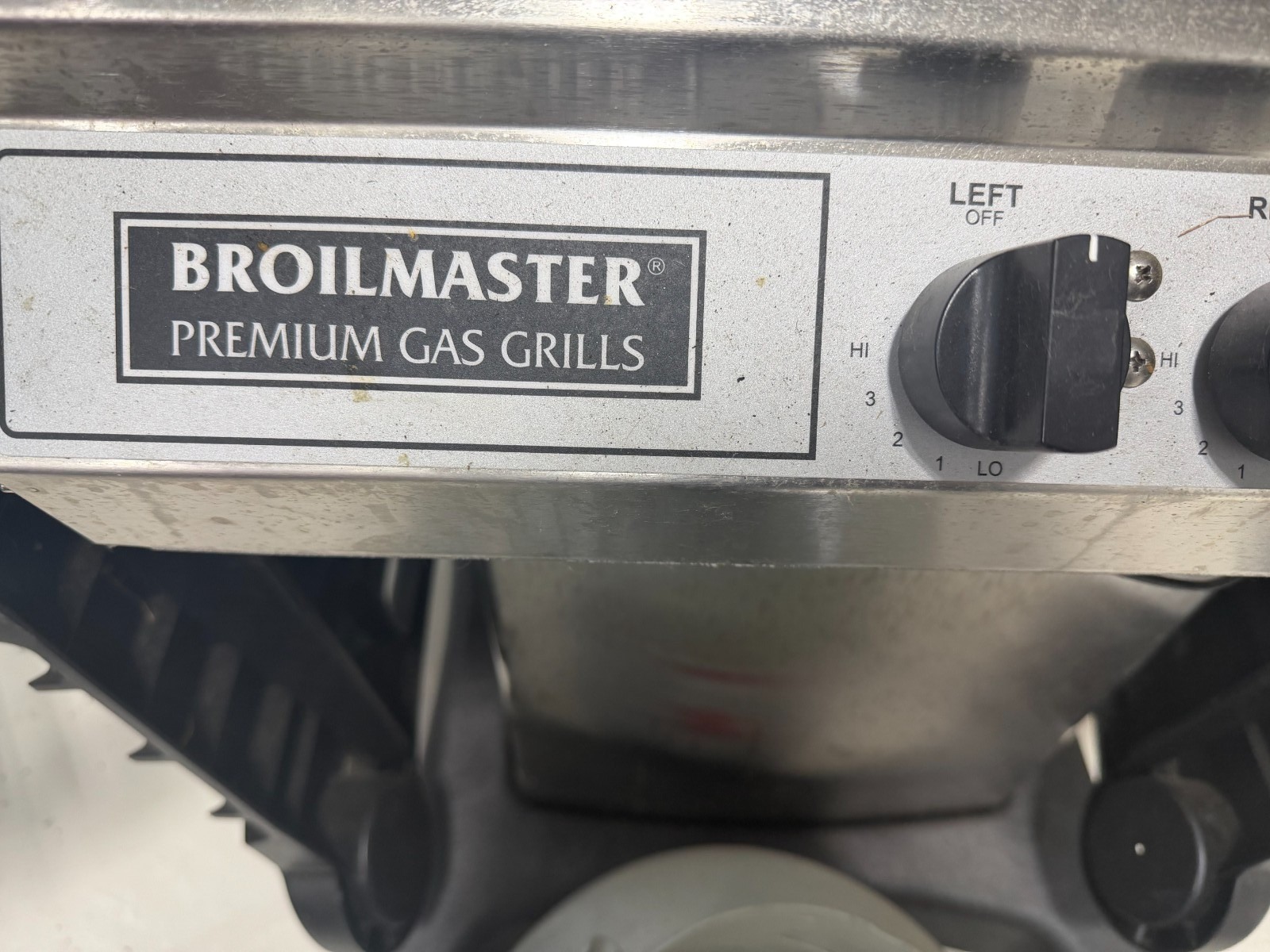 Classic Gently Used Broilmaster Grill gallery